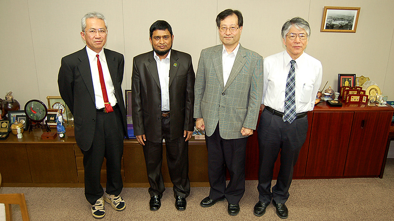 Profs Kondo, Awal, Miyagawa, Nawata