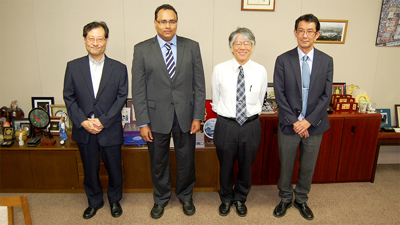 Hisashi Miyagawa, Mohammed Geesi, Eiji Nawata, Ryutaro Tao