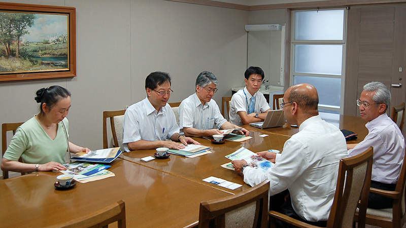 Vijay Singh, Hisashi Miyagawa, Reiko Urade, Eiji Nawata, Yutaka Iijima